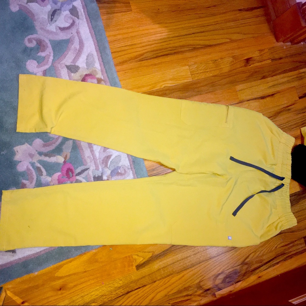 Figs Scrubs